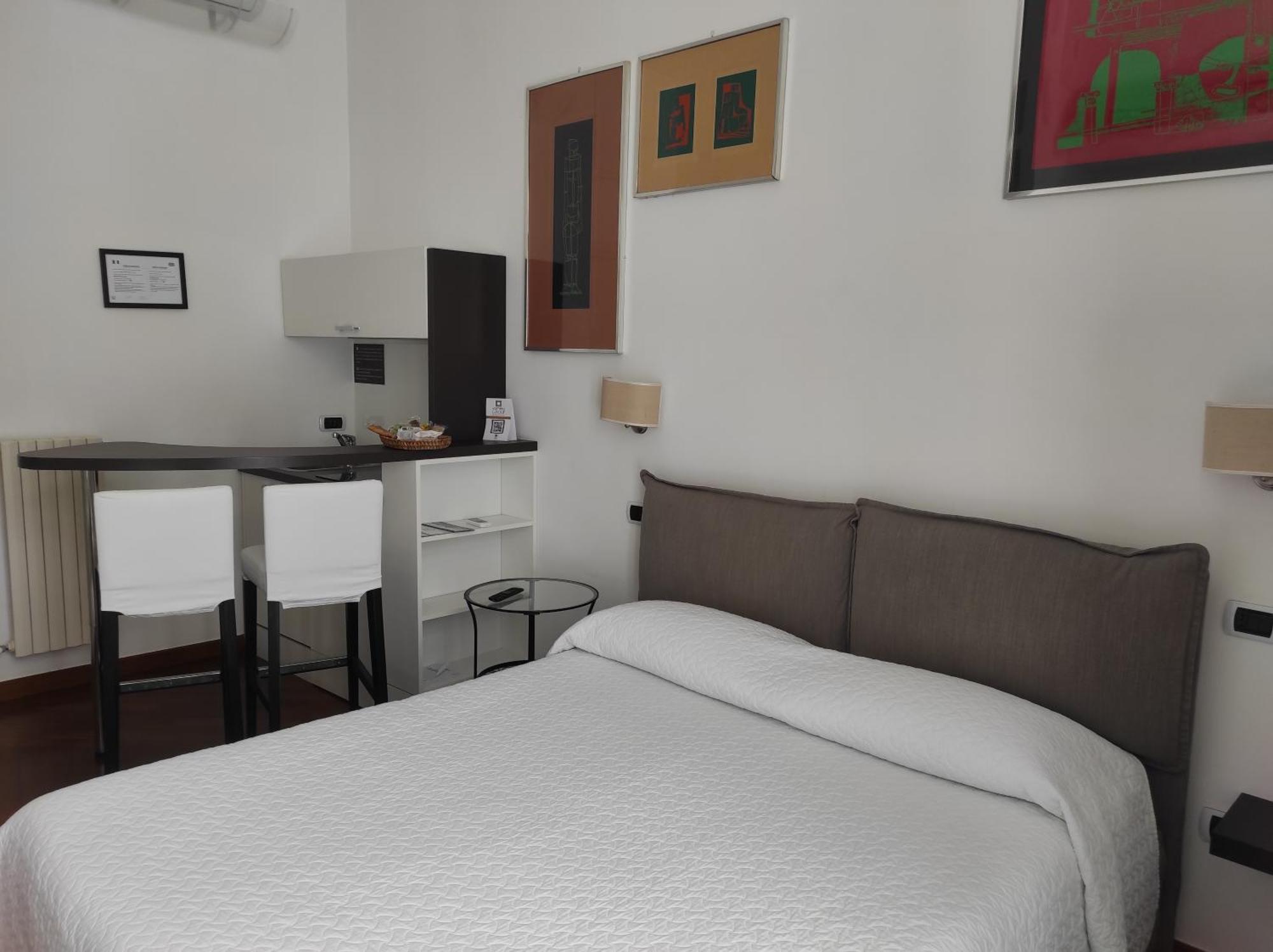 Luca Giordano 142 B&B 나폴리 객실 사진